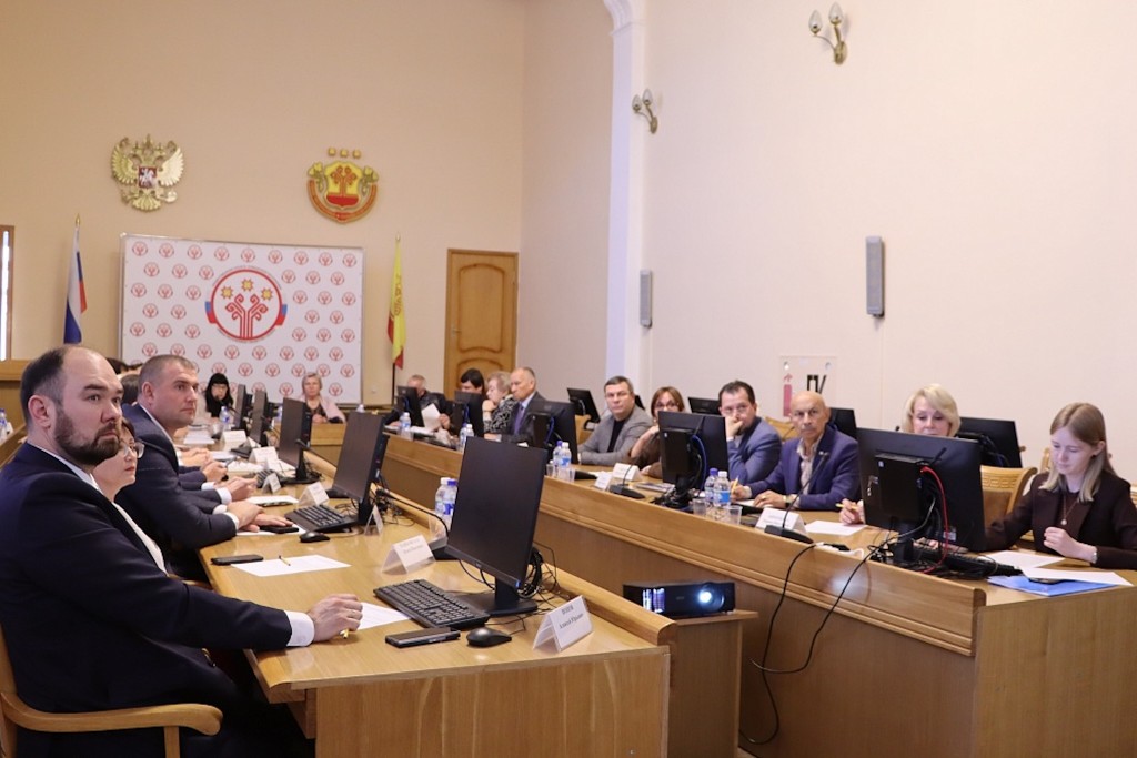 Час с министром Ольга Никонова